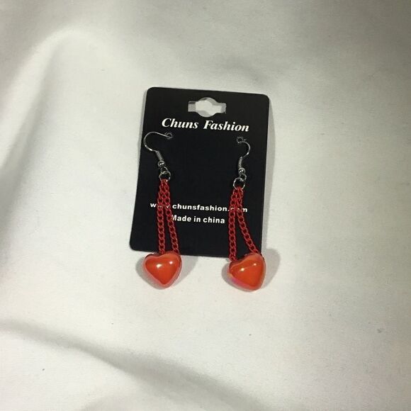 Red Heart Dangle Earrings (UC3) - Picture 4 of 4